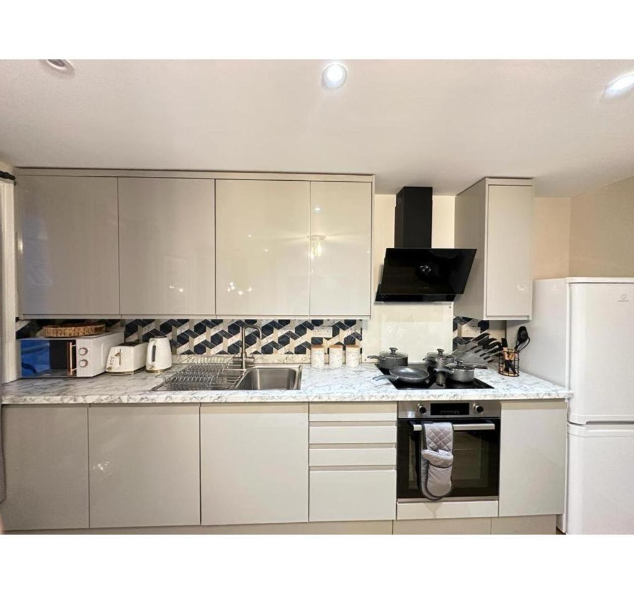 F3- Gorgeous 1 Bed Flat Near Edgware Road Station Lägenhet London Exteriör bild
